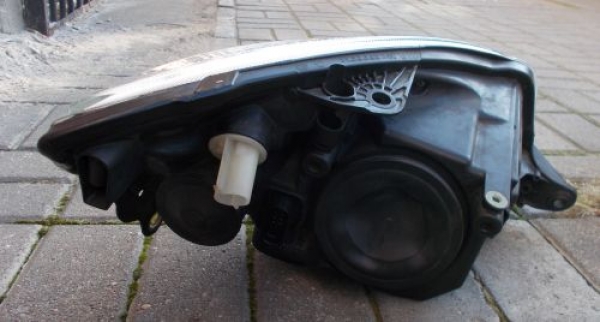 Skoda - Fabia - 5 drzwi - (2007 - 2010) - Oświetlenie / Lampa przednia lewa