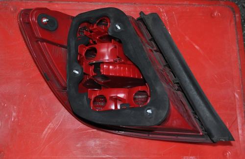 Mercedes-Benz - C-Klasa - S204 - Kombi - (2007 - 2011) - Oświetlenie / Lampa tylna  prawa