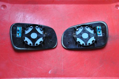 Volkswagen - Fox - (2005 - 2011) - Lusterka / Wkład prawego elektrycznego