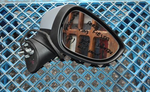 Ford - Fiesta - 3 drzwi - (2013-) - Lusterka /  Prawe elektryczne