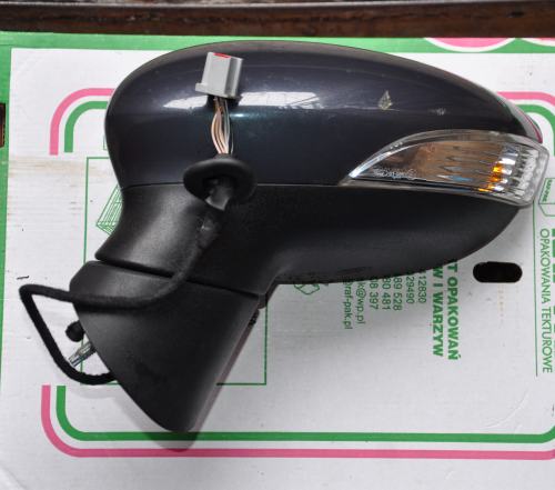 Ford - Fiesta - 3 drzwi - (2013-) - Lusterka /  Lewe elektryczne