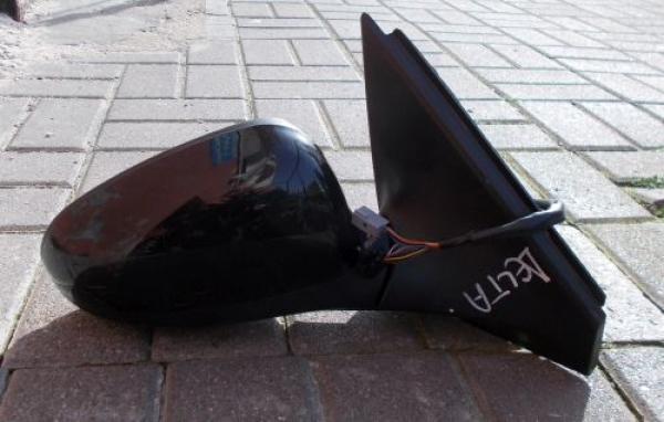 Lancia - Delta - 5 drzwi - (2011 - 2014) - Lusterka /  Prawe elektryczne