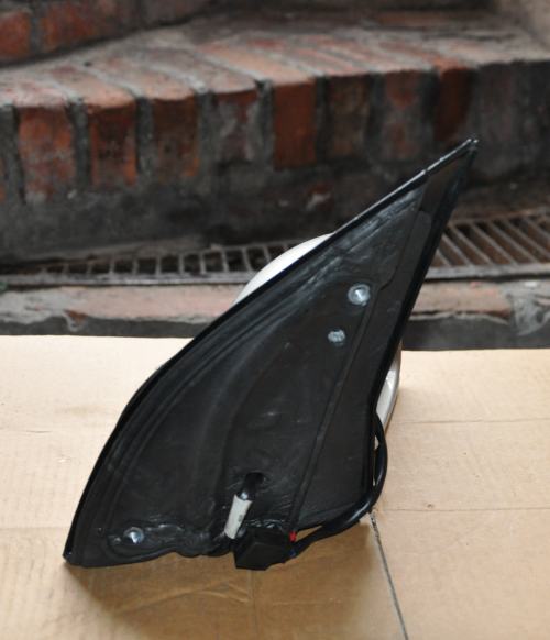 Volkswagen - Golf V - 3 drzwi - (2003 - 2008) - Lusterka /  Prawe elektryczne