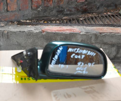 Mitsubishi - Colt - (1992 - 1996) - Lusterka /  Prawe elektryczne