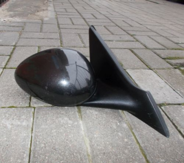 Alfa Romeo - GT - Coupe - (2003 - 2010) - Lusterka /  Prawe elektryczne