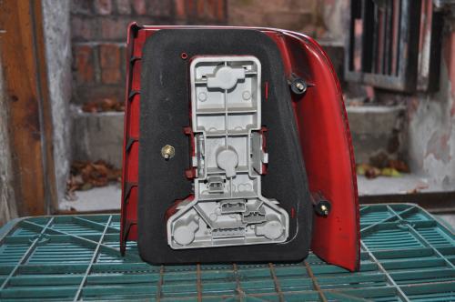 Volkswagen - Passat - (1996 - 2000) - Oświetlenie / Lampa tylna lewa