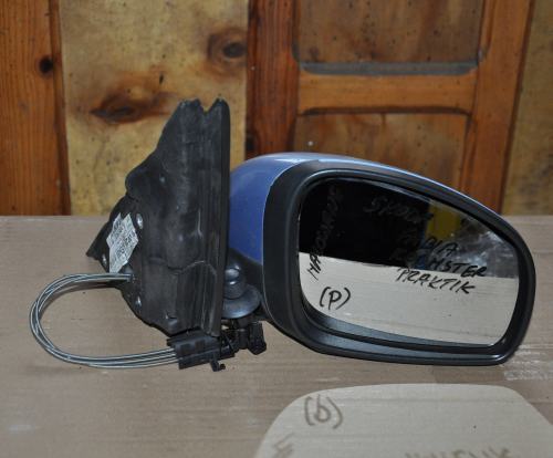 Skoda - Fabia - 5 drzwi - (2007 - 2010) - Lusterka / Prawe ręczne wewnętrznie regulowane