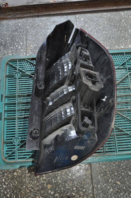 Renault - Scenic - (2003 - 2006) - Oświetlenie / Lampa tylna lewa