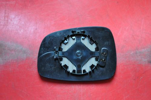 Suzuki - Swift - 3 drzwi - (2005 - 2008) - Lusterka / Wkład prawego elektrycznego