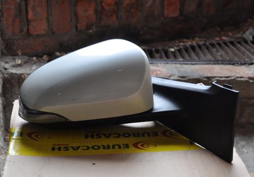 Toyota - Yaris - 5 drzwi - (2011 - 2014)  - Lusterka /  Prawe elektryczne