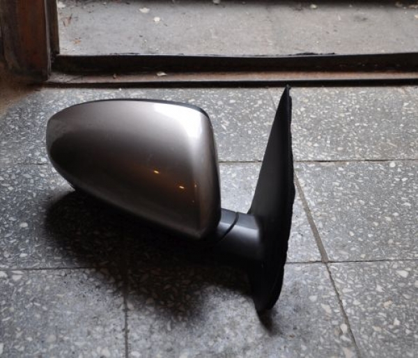 Nissan - Qashqai - (2010 - 2013) - Lusterka /  Prawe elektryczne