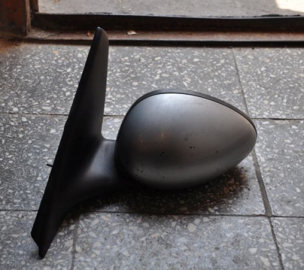 Alfa Romeo - 147 - 5 drzwi - (2001 - 2004) - Lusterka /  Lewe elektryczne