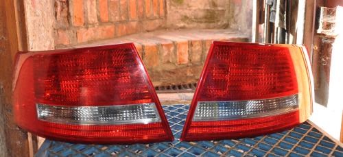 Audi - A6 - (2004 - 2008) - Oświetlenie / Lampa tylna lewa