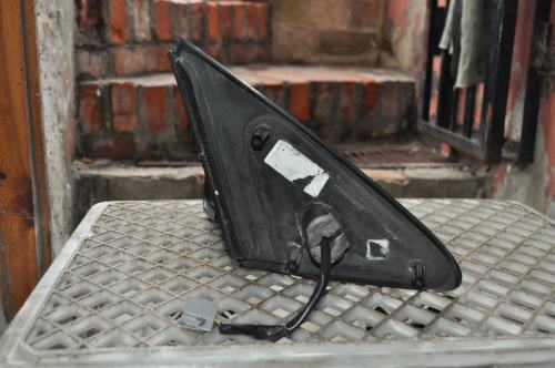 Ford - Mondeo - 5 drzwi - (2000 - 2003) - Lusterka /  Lewe elektryczne