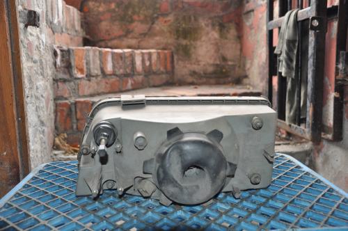 Peugeot - Boxer - Osob./Tow.- (1994 - 2002) - Oświetlenie / Lampa przednia prawa