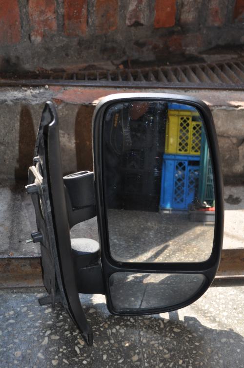 Renault - Master - Osob./Tow.- (2003 - 2006) - Lusterka / Prawe ręczne zewnętrznie regulowane