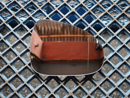 Volkswagen - Touran - (2015-) - Lusterka / Wkład prawego elektrycznego