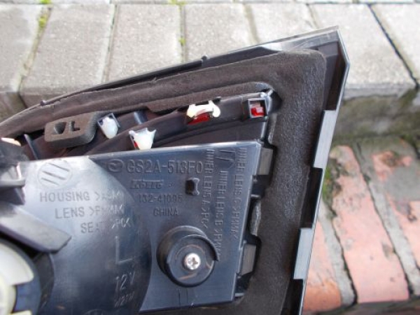 Mazda - 6 - Kombi - (2010 - 2013) - Oświetlenie / Lampa tylna lewa wewnętrzna