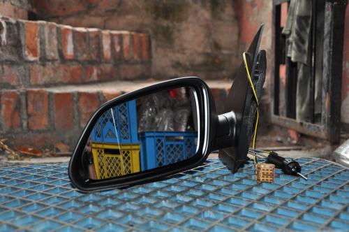 Volkswagen - Polo - 3 drzwi - (2005 - 2009) - Lusterka / Lewe ręczne wewnętrznie regulowane