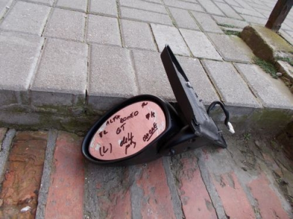 Alfa Romeo - GT - Coupe - (2003 - 2010) - Lusterka /  Lewe elektryczne