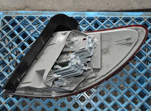 Mercedes-Benz - B-Klasa - W246 - (2014-) - Oświetlenie / Lampa tylna lewa