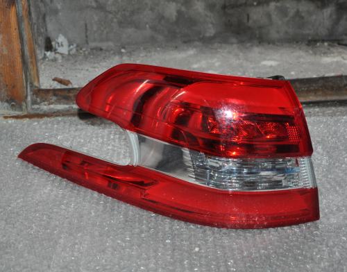 Peugeot 308 Kombi (2014) Oświetlenie / Lampa