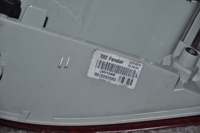 Peugeot - 308 - Kombi - (2014 - 2021) - Oświetlenie / Lampa tylna lewa