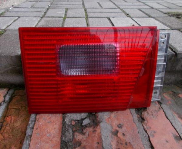 Seat - Alhambra - (2005 - 2010) - Oświetlenie / Lampa tylna lewa wewnętrzna