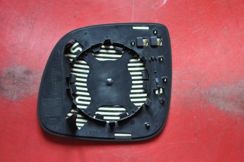 Volkswagen - Touareg - (2006 - 2010) - Lusterka / Wkład prawego elektrycznego