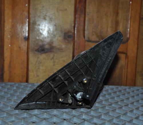 Daewoo - Lanos - 4 drzwi - (1997 - 2000) - Lusterka / Prawe ręczne wewnętrznie regulowane