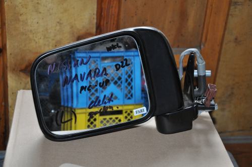 Nissan - Navara - Pick up - (1997 - 2001) - Lusterka /  Lewe elektryczne