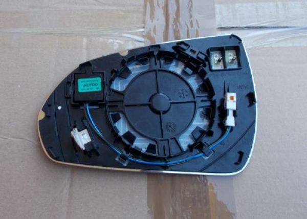 Hyundai - i30 - Kombi - (2015-) - Lusterka / Wkład prawego elektrycznego