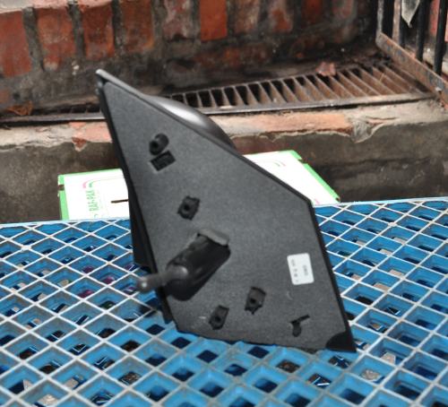 Nissan - Note - (2005 - 2009) - Lusterka / Lewe ręczne wewnętrznie regulowane