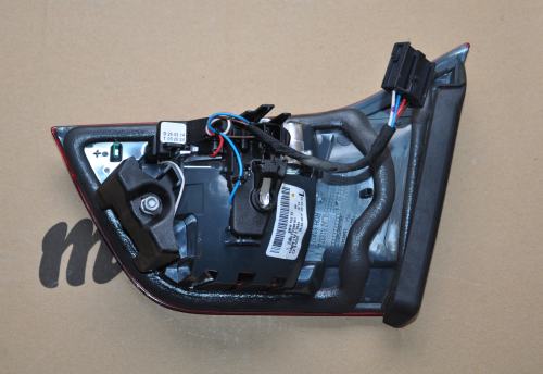 BMW - Seria 4 - F32 - Coupe - (2013-) - Oświetlenie / Lampa tylna lewa wewnętrzna