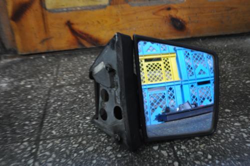 Renault - Trafic - Osob./Tow.- (1989 - 1995) - Lusterka / Prawe ręczne zewnętrznie regulowane