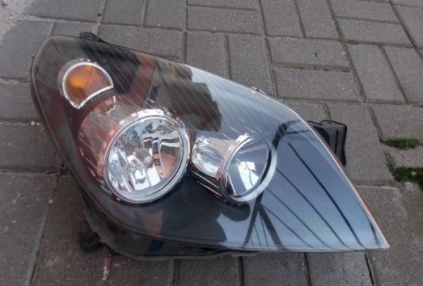 Opel - Astra - H - Twin Top - (2006 - 2007) - Oświetlenie / Lampa przednia prawa