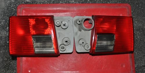 Audi - A6 - Kombi - (1994 - 1998) - Oświetlenie / Lampa tylna lewa wewnętrzna