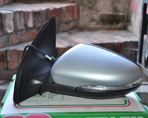 Volkswagen - Golf VI - 5 drzwi - (2008 - 2012) - Lusterka /  Lewe elektryczne