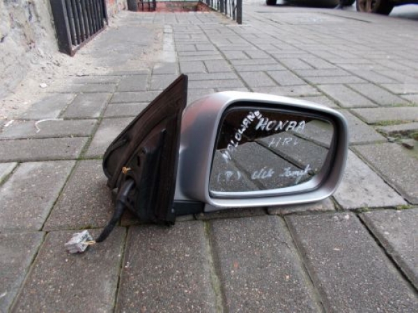 Honda - HR-V - 5 drzwi - (2001 - 2005) - Lusterka /  Prawe elektryczne