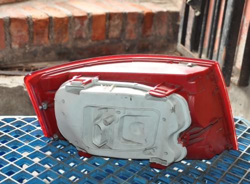 Audi - A6 - (2004 - 2008) - Oświetlenie / Lampa tylna  prawa