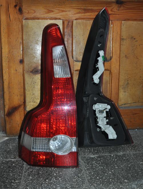 Volvo - V 50 - Kombi - (2004 - 2007) - Oświetlenie / Lampa tylna lewa