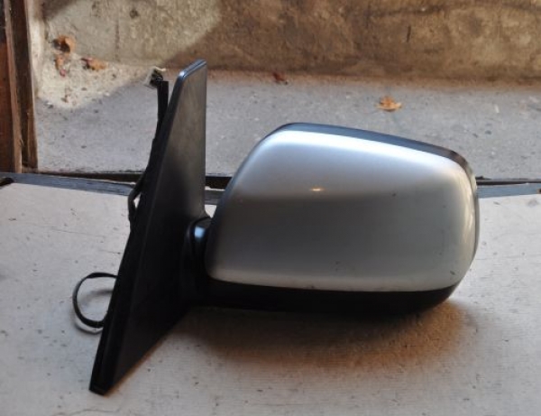 Toyota - RAV 4 - 3 drzwi - (2000 - 2003) - Lusterka /  Lewe elektryczne