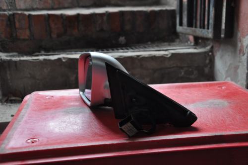 Audi - A4 - Kombi - (1999 - 2002) - Lusterka /  Lewe elektryczne