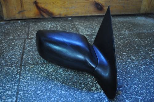 Ford - Mondeo - 5 drzwi - (1993 - 1996) - Lusterka /  Prawe elektryczne