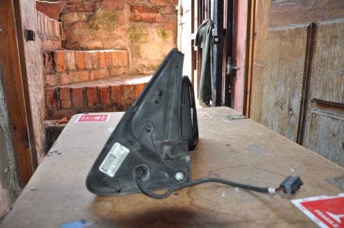 Jeep - Commander - XH - (2005-) - Lusterka /  Prawe elektryczne