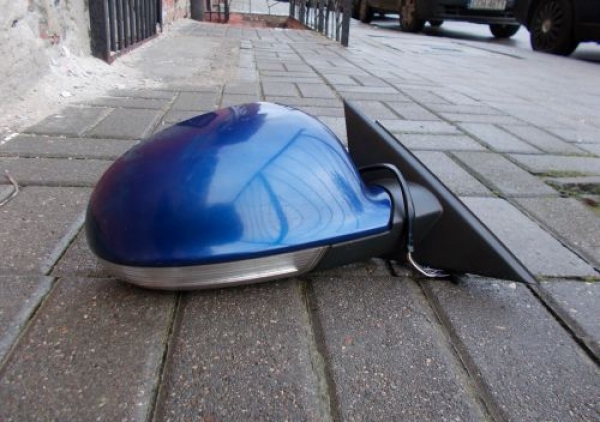 Volkswagen - Passat - (2000 - 2005) - Lusterka /  Prawe elektryczne