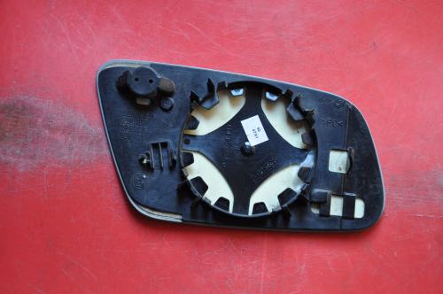 Audi - A6 - (2001 - 2004) - Lusterka / Wkład lewego elektrycznego