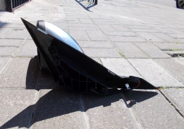 Alfa Romeo - GIULIETTA - (2013-) - Lusterka /  Prawe elektryczne