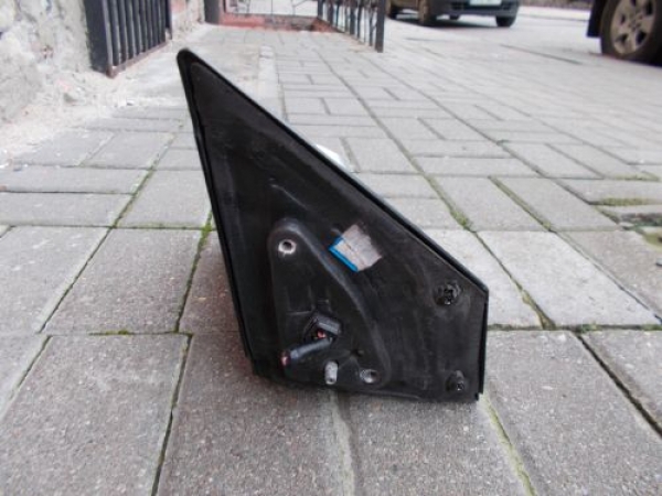 Kia - Carens - (2002 - 2006) - Lusterka /  Lewe elektryczne