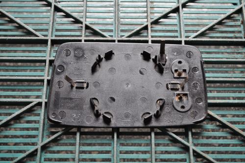 Volkswagen - Golf III - Kombi - (1993 - 1996) - Lusterka / Wkład prawego elektrycznego